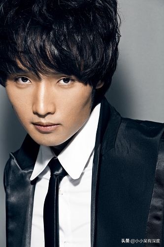 宇桐非一人一首成名曲,宇桐非早年献唱