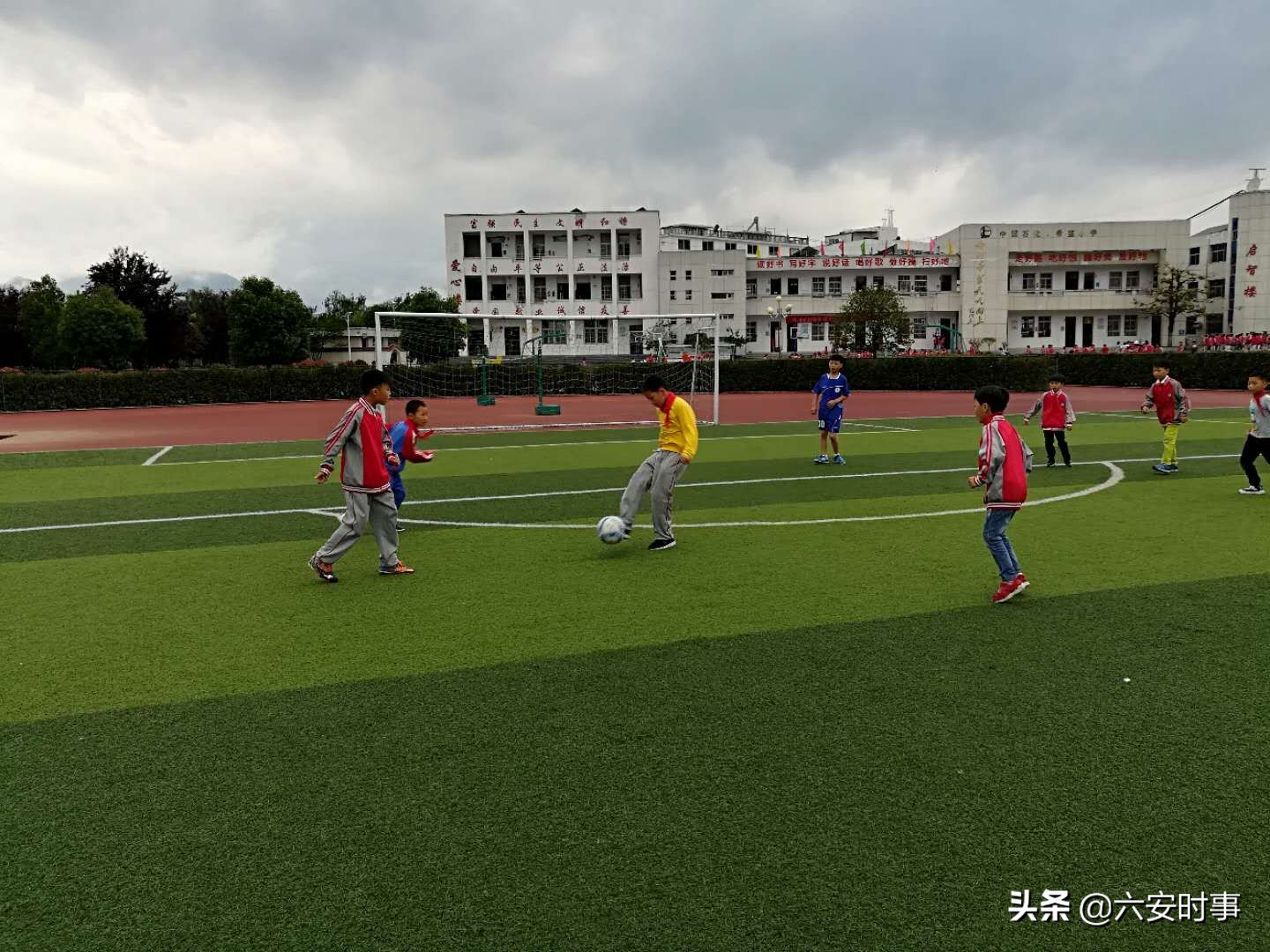 铁冲实验学校第七届运动会,铁小学校运动会开幕