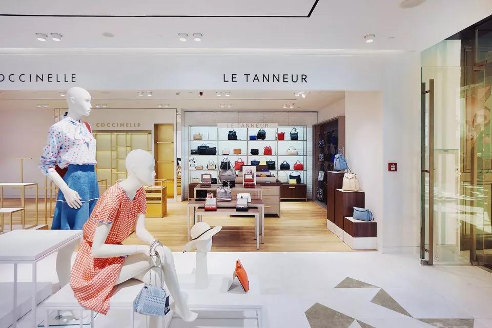 一个艺术兼商业的多维日常空间,商业与艺术结合的设计