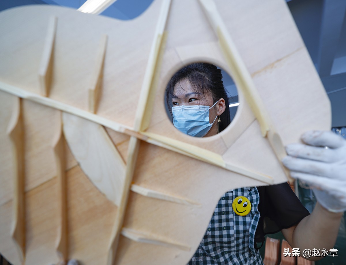 吉他怎么看是哪里生产的,贵州省正安县吉他制造厂