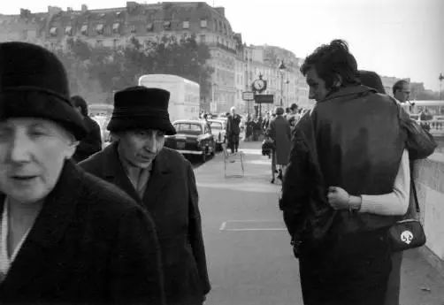 九条“不见得”,手机也能拍大片