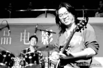 你和十年前的你有什么不同,你和十年前一样的样子