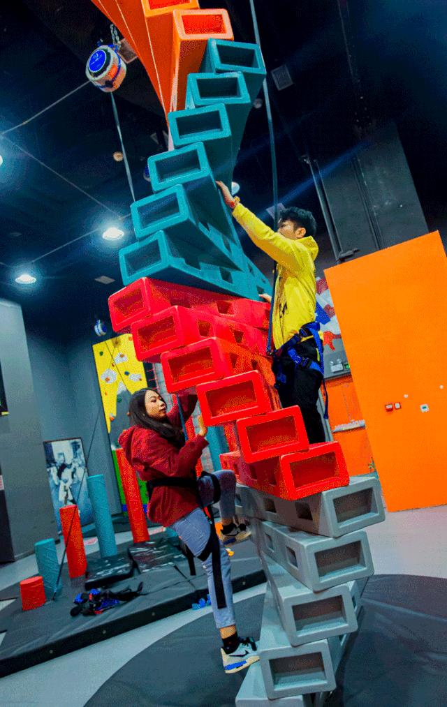 蹦床乐园乐动魔鬼滑梯,室内蹦床滑梯游乐场