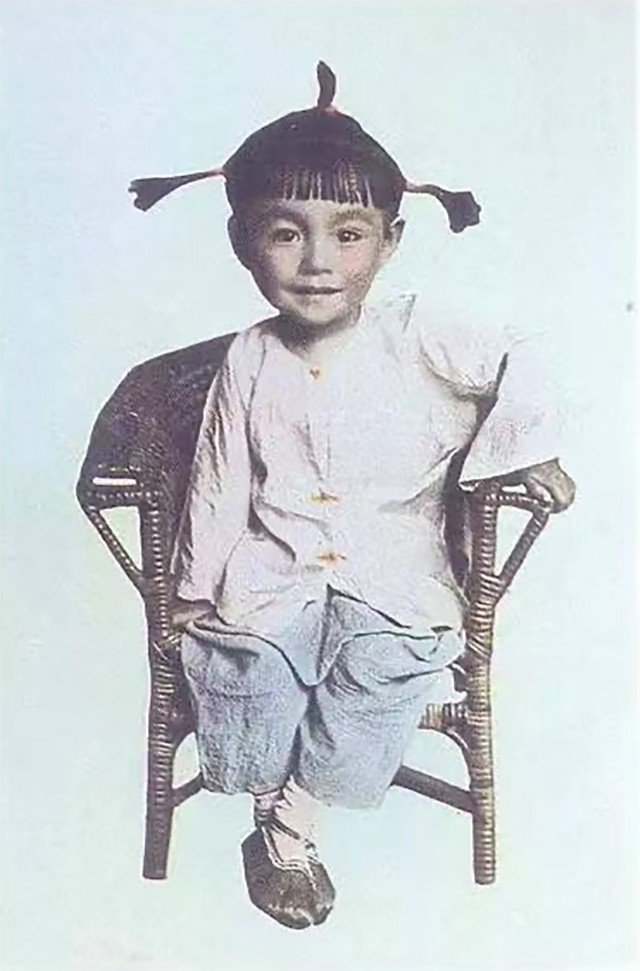 黄逸梵：抛家弃子争做新女性，却害张爱玲凄苦一生，晚年孤死异乡