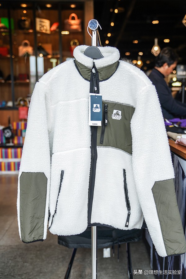 我们逛了天的成都时代奥莱，为你整理出这份春节新衣精明采购清单