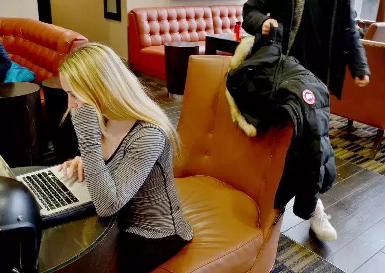 留学生注意！穿加拿大鹅危险了，有人专门抢穿鹅的亚洲人