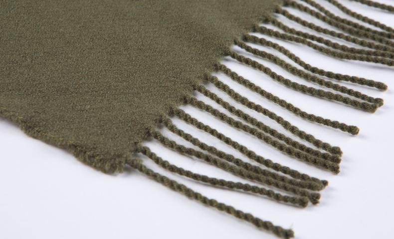 10款平价时髦又保暖的围巾,羊绒毛线围巾最新款最好看的