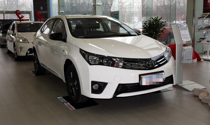 人生第一辆车卡罗拉,新手的第一辆车卡罗拉