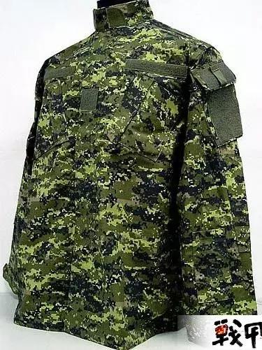迷彩是军装吗,迷彩是军人的什么