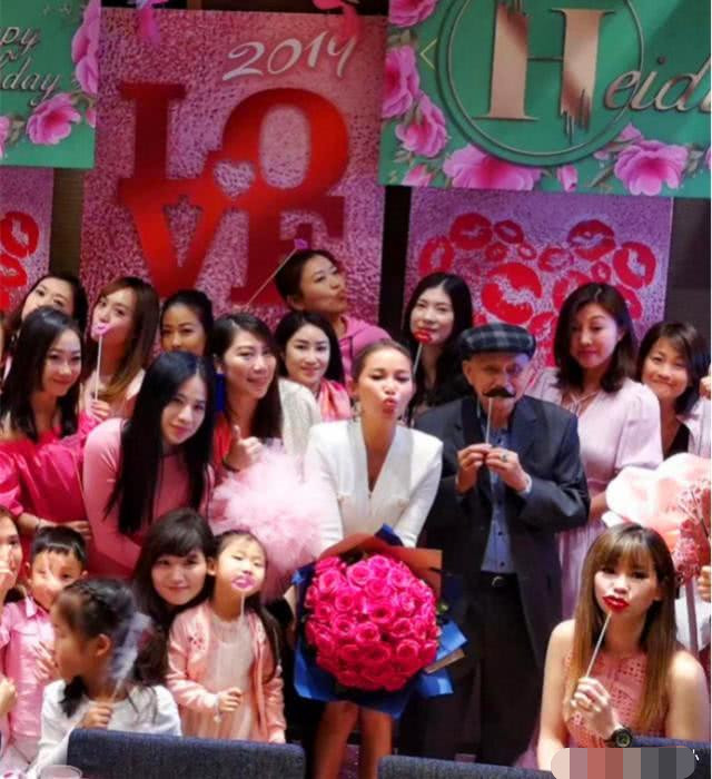 陈岚向太现状,向太陈岚最新个人专访