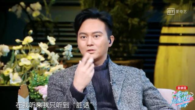 袁咏仪张智霖恩爱秀出新境界,袁咏仪张智霖上热搜照片