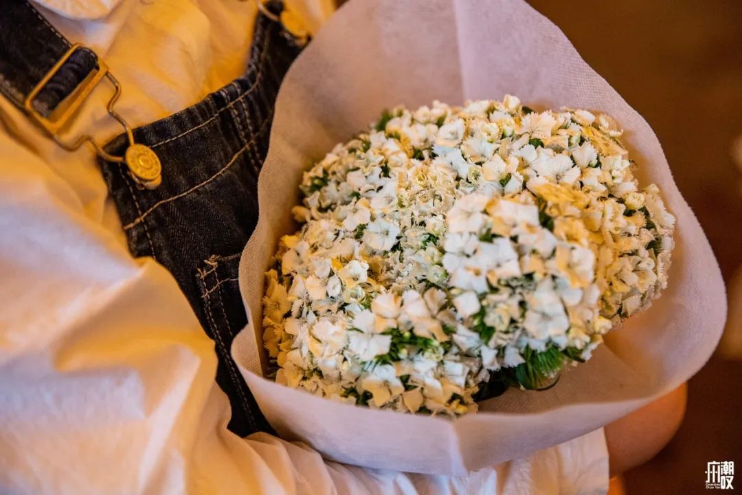 深夜去广州的花卉市场买花,如何逛斗南花卉市场买花便宜