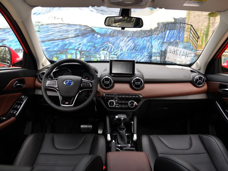 昌河q35suv,北汽昌河q35怎么显示还有多少油