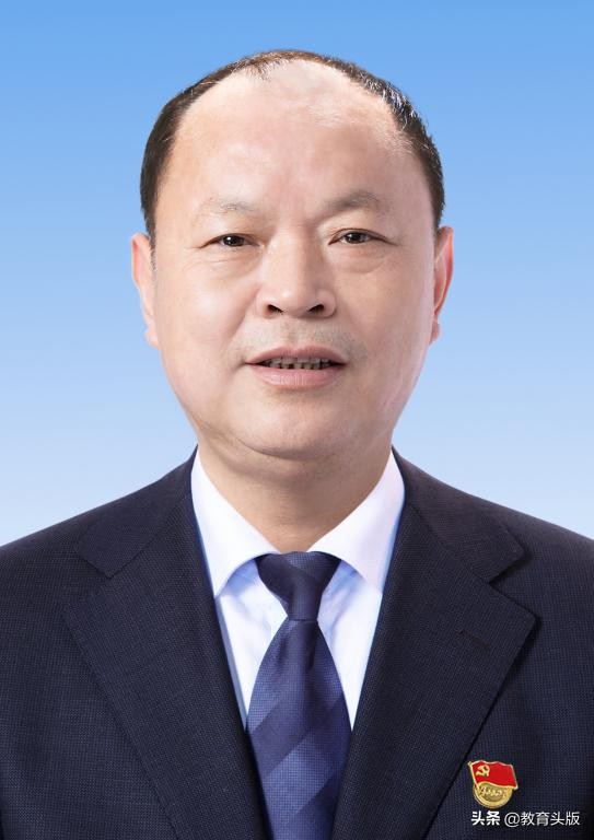 这所高中不仅家长们争着上,同时还是合肥教育界的“黄埔军校”