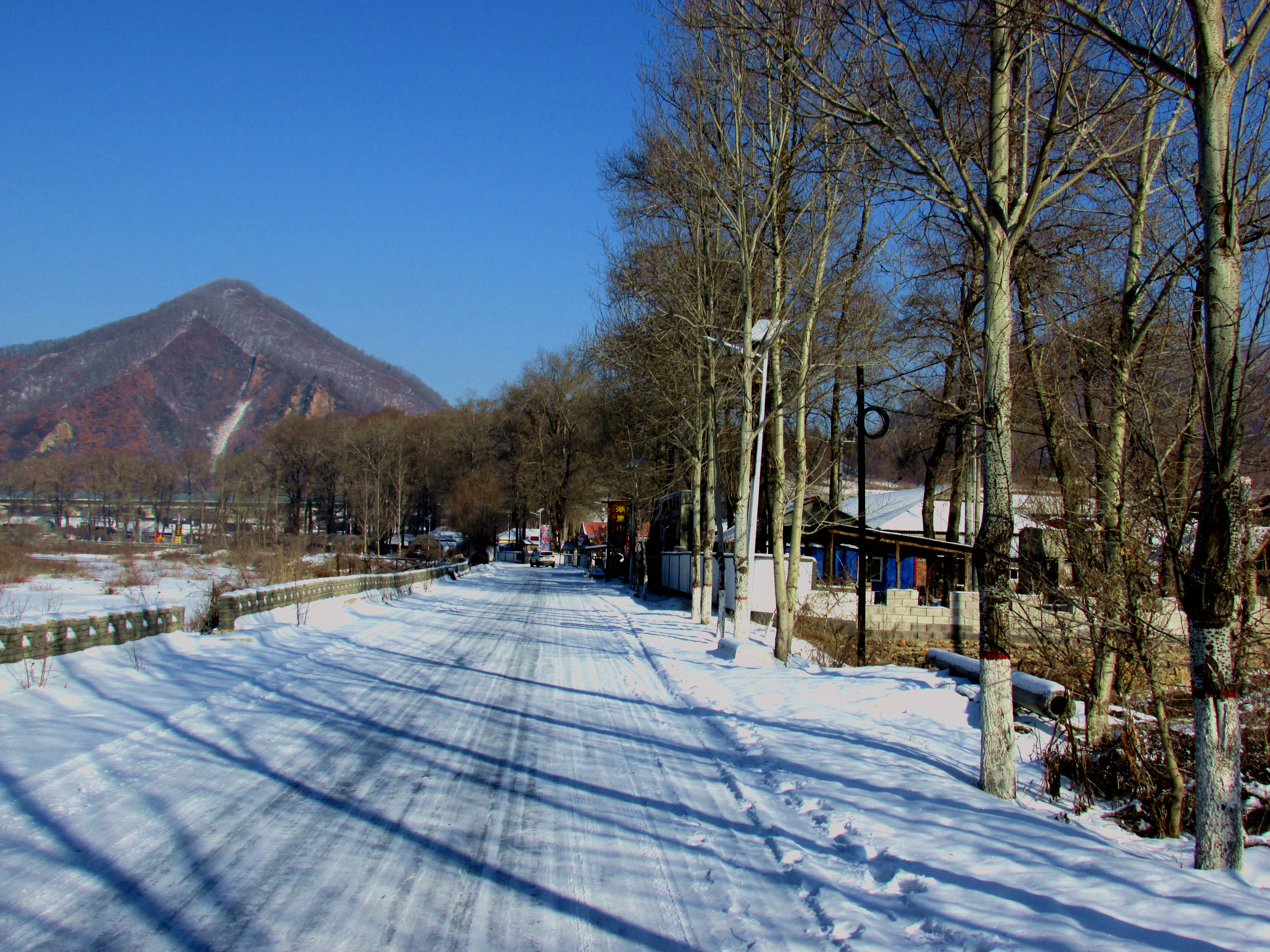 本溪湖里村冬季景色,本溪湖里村景色视频