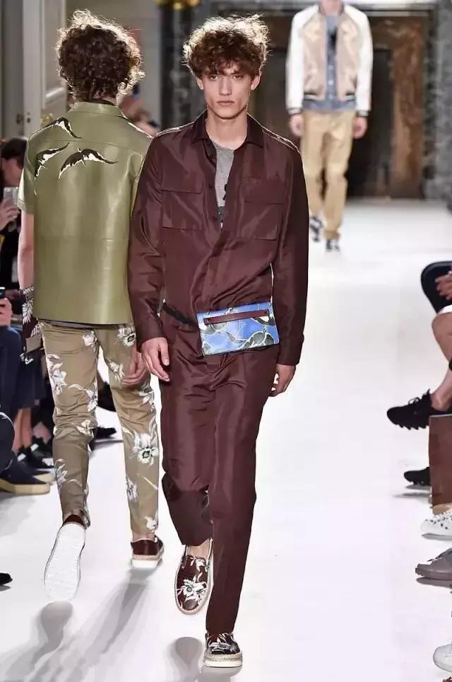 好看不贵的衣服学生推荐,好看不贵的学生用品