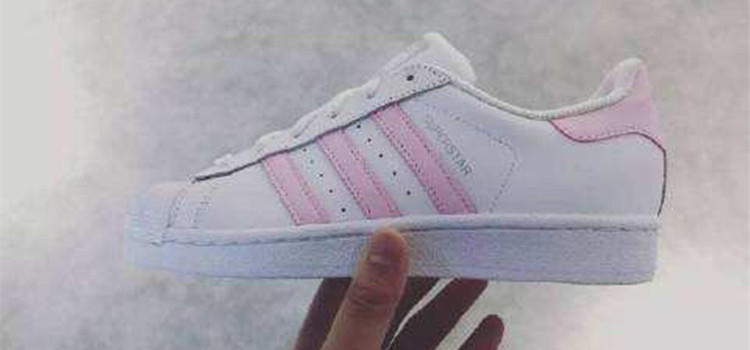 高颜值樱花粉鞋,百搭小众学生粉鞋