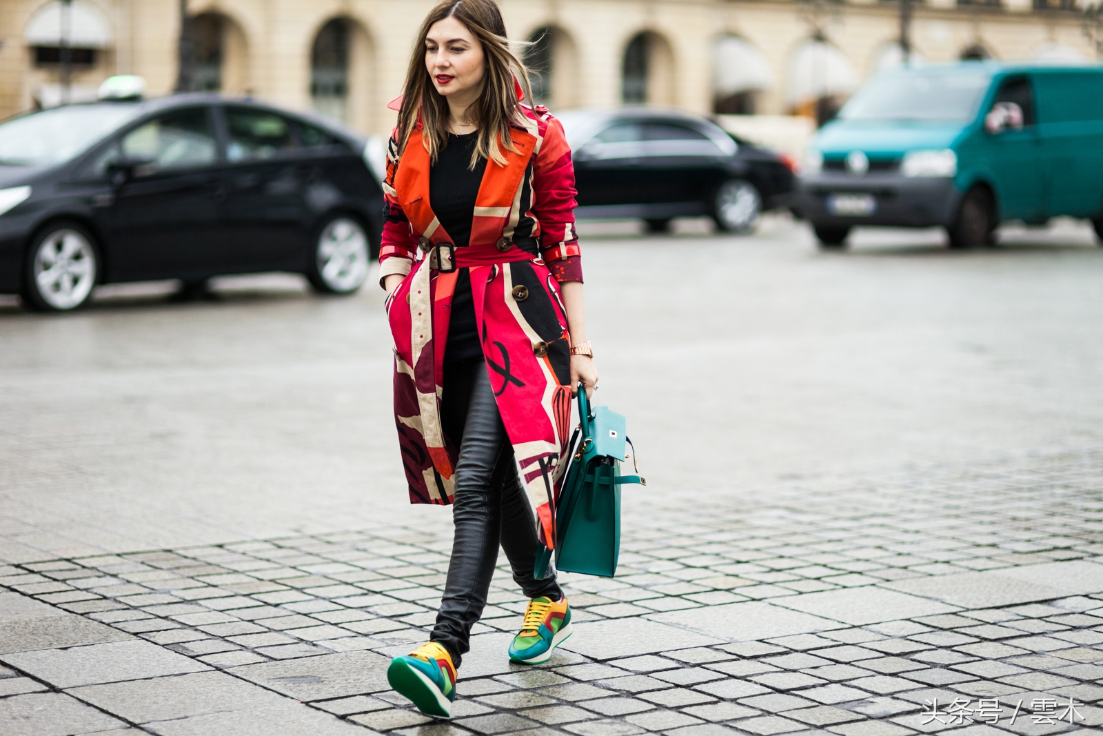 既能配皮鞋又能配运动鞋的裤子,搭运动鞋的裤子