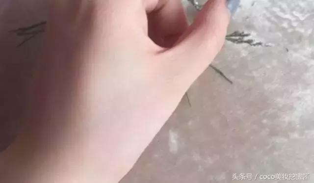 散粉遮瑕保湿哪款好用,平价散粉哪个牌子好用