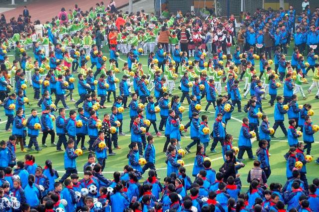 足球小将火爆欧洲,本田圭佑的足球生涯与成就回顾