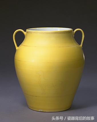 为什么叫金黄釉,如何鉴别明代弘治黄釉瓷器的真伪
