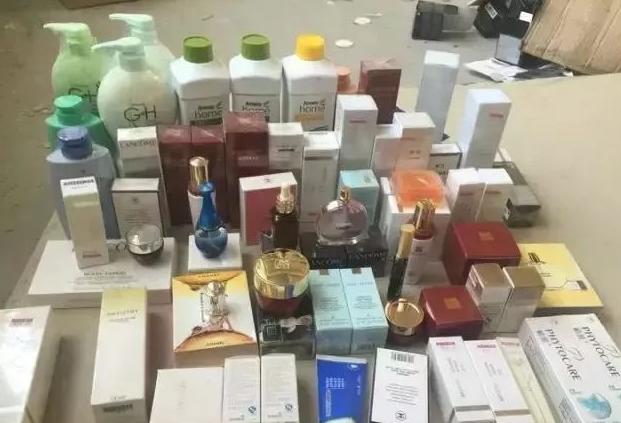 假货化妆品曝光视频新闻,假货护肤品曝光视频