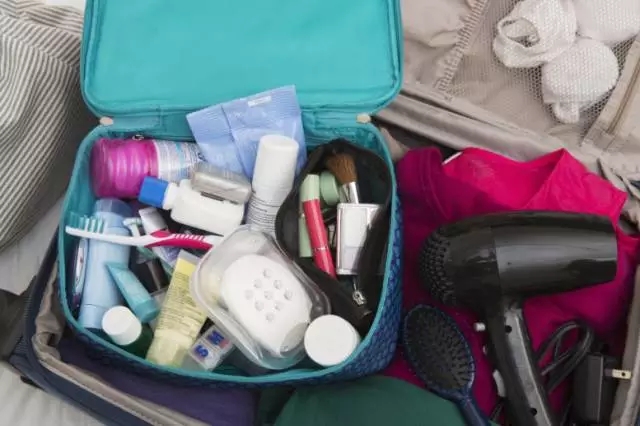 旅行一次性必带用品上飞机,飞机上可以随身携带的东西有哪些