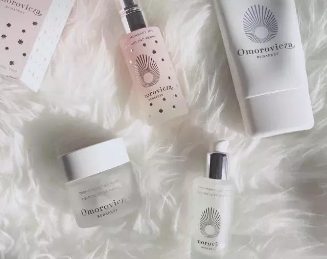 晒后舒缓镇定喷雾,镇静舒缓补水喷雾