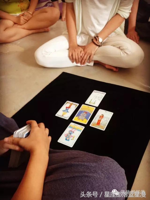 教你一分钟学塔罗,四招教你学会聊天
