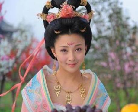 剧照君盘点各版杨贵妃,影视剧中好看的古装造型杨贵妃