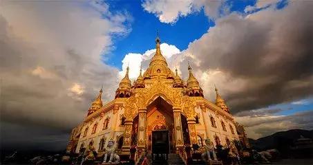 读本专题丨这群老外在芒市：在赛场上奔跑，在美景中流连