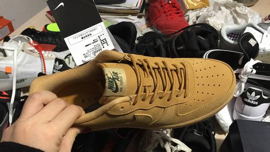 来，舔着脸再说一遍你卖的是正品！