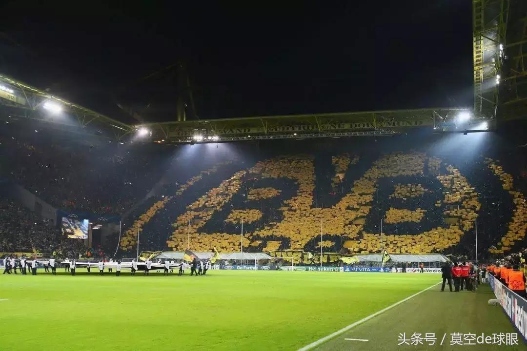 威斯特法布伦南看台罗伊斯,威斯特伦法罗伊斯