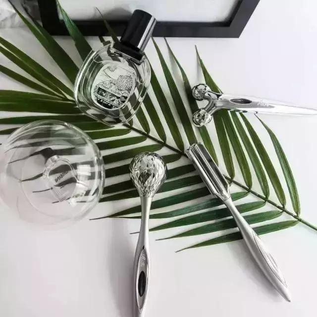 范冰冰用的哪款美容仪,如何看待范冰冰的自创美容仪品牌