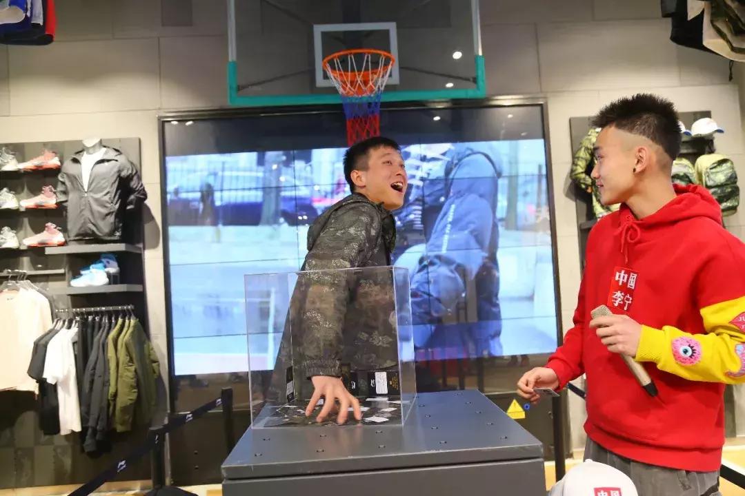 李宁2019时装周外套,2022年李宁时装周爆料