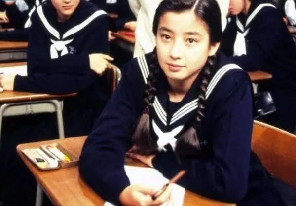 宫泽理惠老公森田刚 (宫泽理惠老公森田刚年轻的样子)