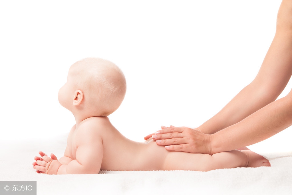 防止宝宝红屁屁的自制方法,宝宝预防红屁屁的正确方法