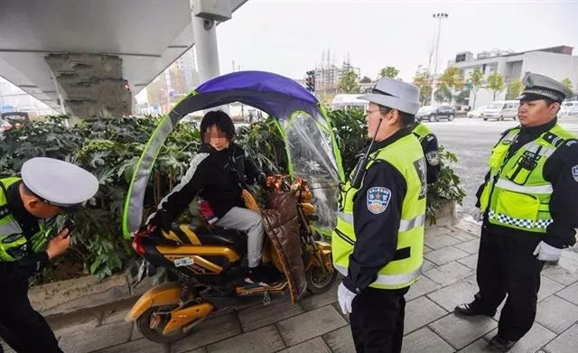武汉交警严查电动车专项整治,武汉电动车首次违规免罚吗
