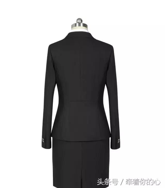 西服裙裁剪图教程,西服裙后开叉缝制教程图解