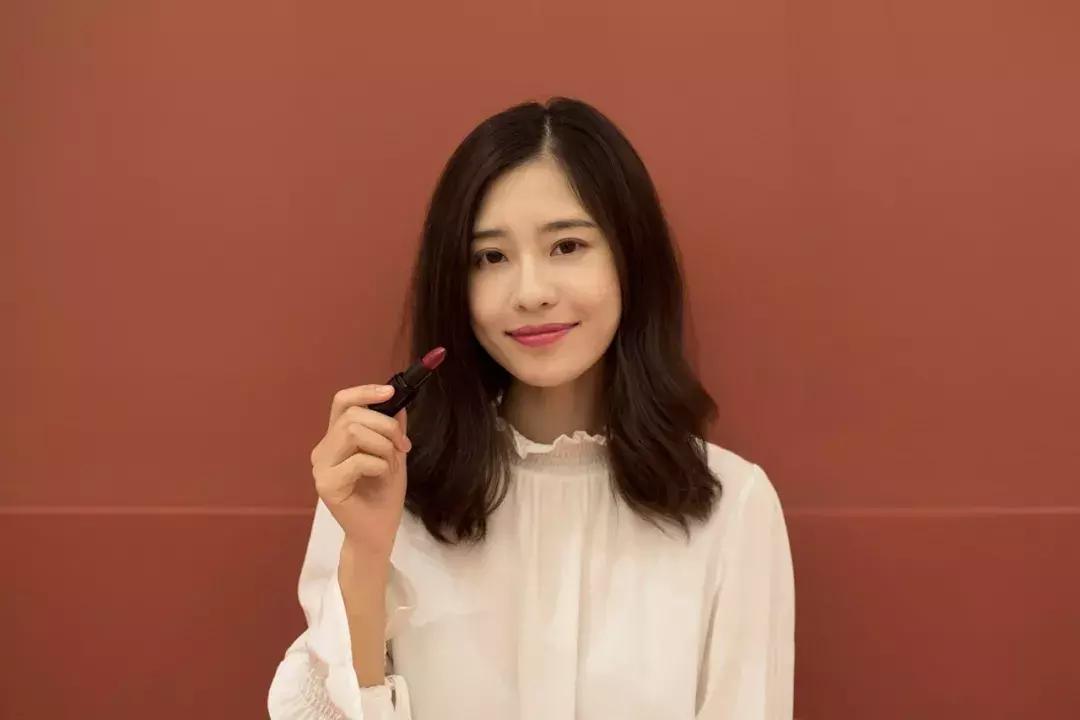 美妆好看的颜色,30块钱以下平价好用的口红或唇釉