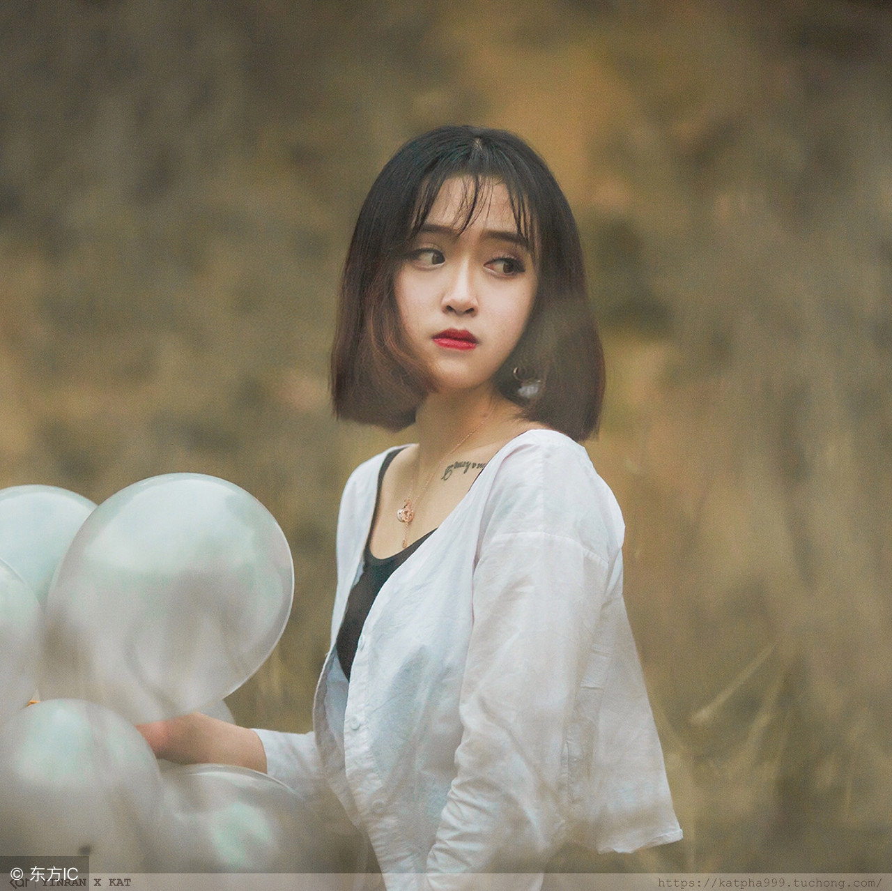 有些人留着没用删了心痛,有些人删除了再也找不到了