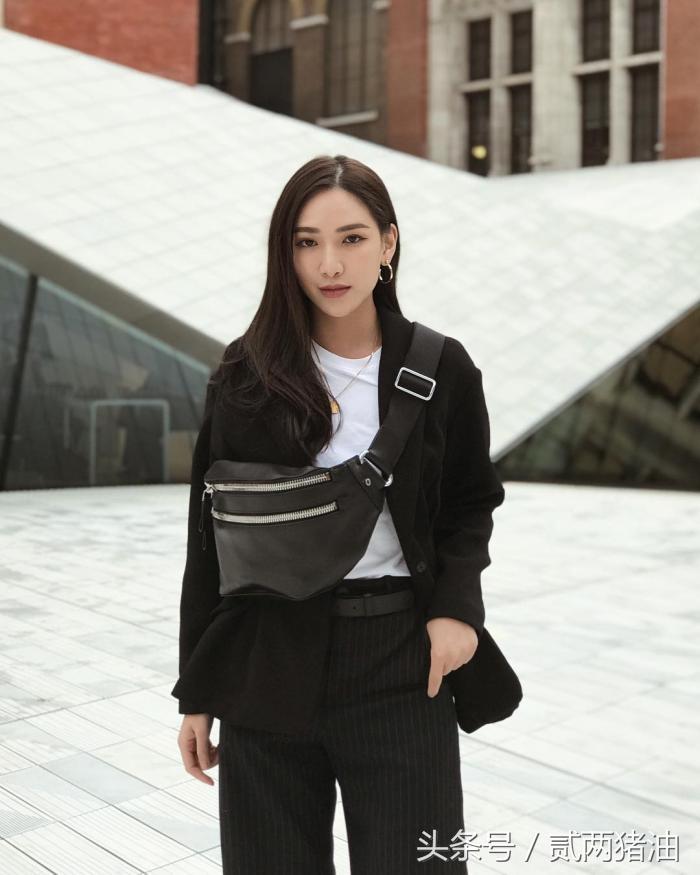 别再一成不变的穿你的Tee了，来些不一样的吧~