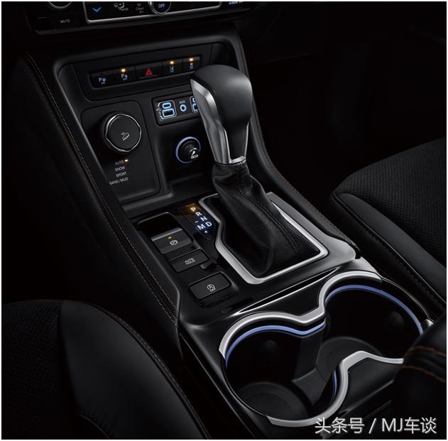 汉兰达和jeep指挥官安全性测试,汉兰达空间和jeep大指挥官空间