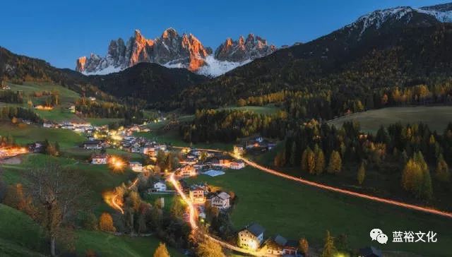 这个穿着靴子的国家竟有这么多特色小镇