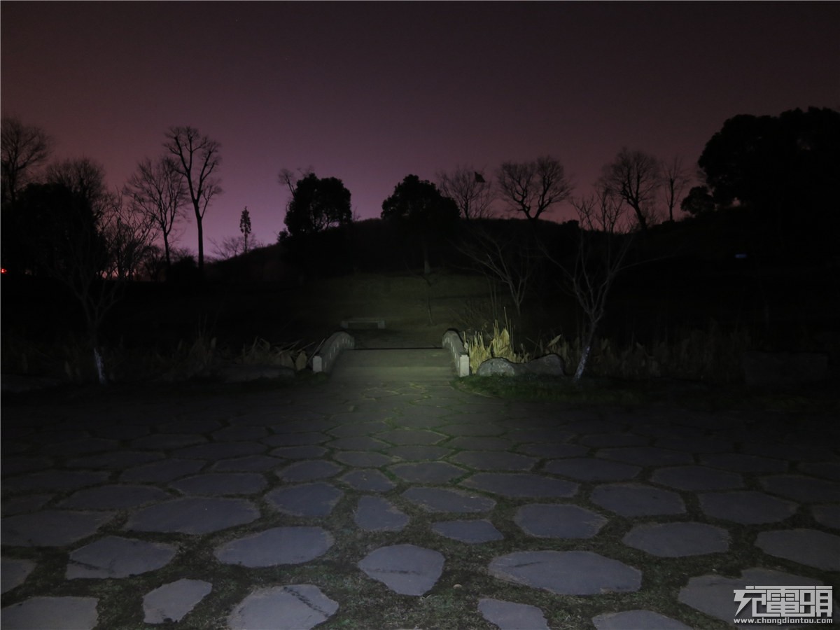 百变精灵ROFISR2手电入手体验