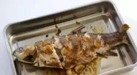 用烤箱做烤鱼五香的家常做法,用烤箱做烤鱼简单做法