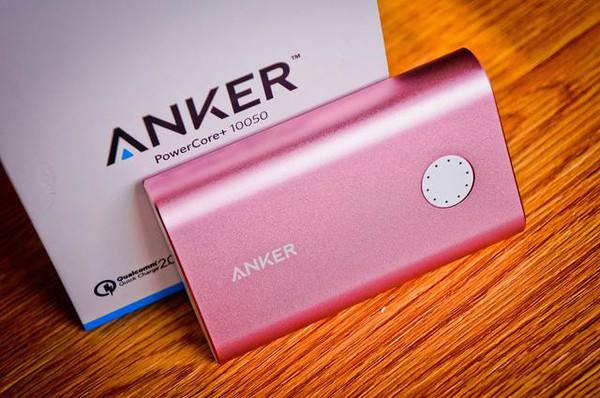 anker安克磁吸充电宝多功能高颜值,anker安克200w充电宝测评