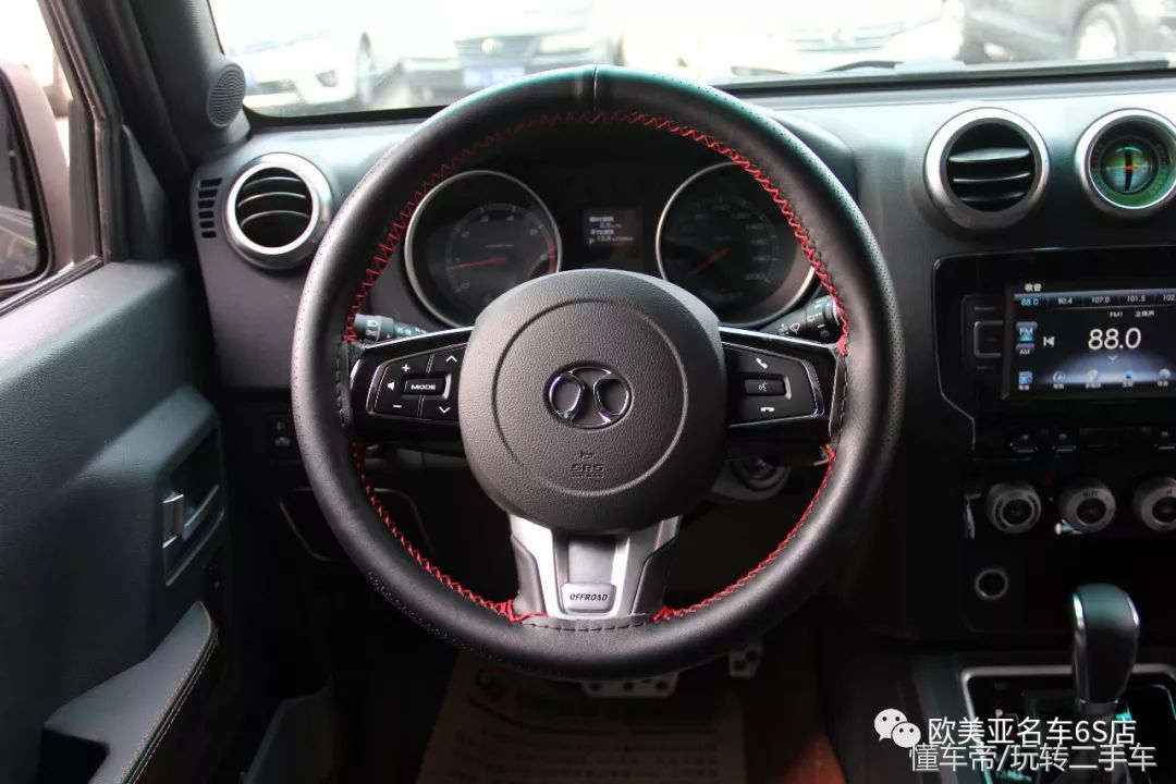 北京jeep越野所有车型bj40l,北汽bj40最高级版的内饰和外观