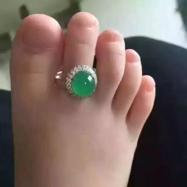 小朋友多大戴玉好,小朋友戴玉好不好