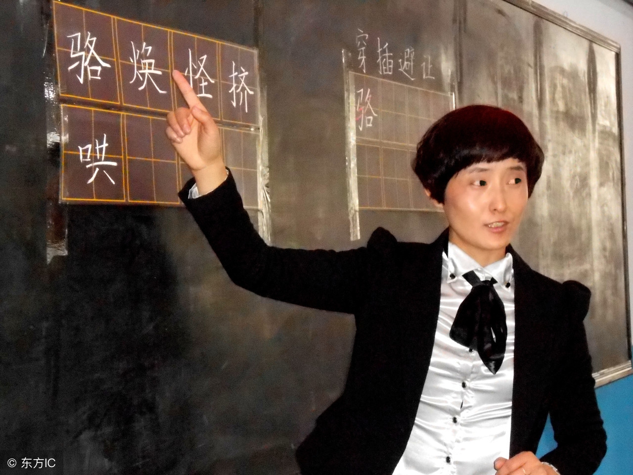 一年级语文生字笔画笔顺专项练习,语文二年级上册易写错的笔顺